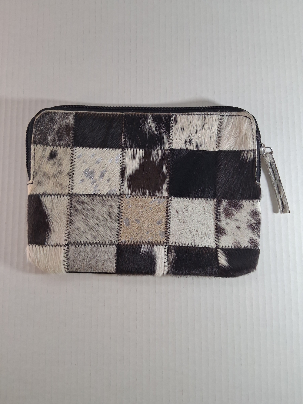 2 Chic Cowhide Accessory Bag Geniune Hair On Hide Makeup Travel Toiletry Case